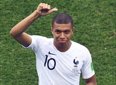 Nigerian lady calls out footballer, Mbappe for ignoring her DM saying - “I’m not your mate” 