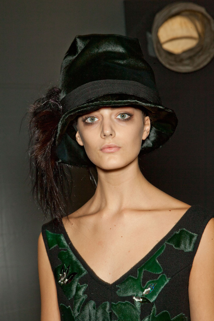 LOUIS VUITTON backstage fall 2012 | Cool Chic Style Fashion