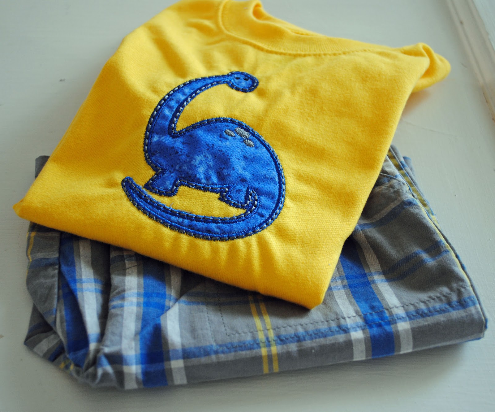 Fabric Junkie Applique Embroidery Designs