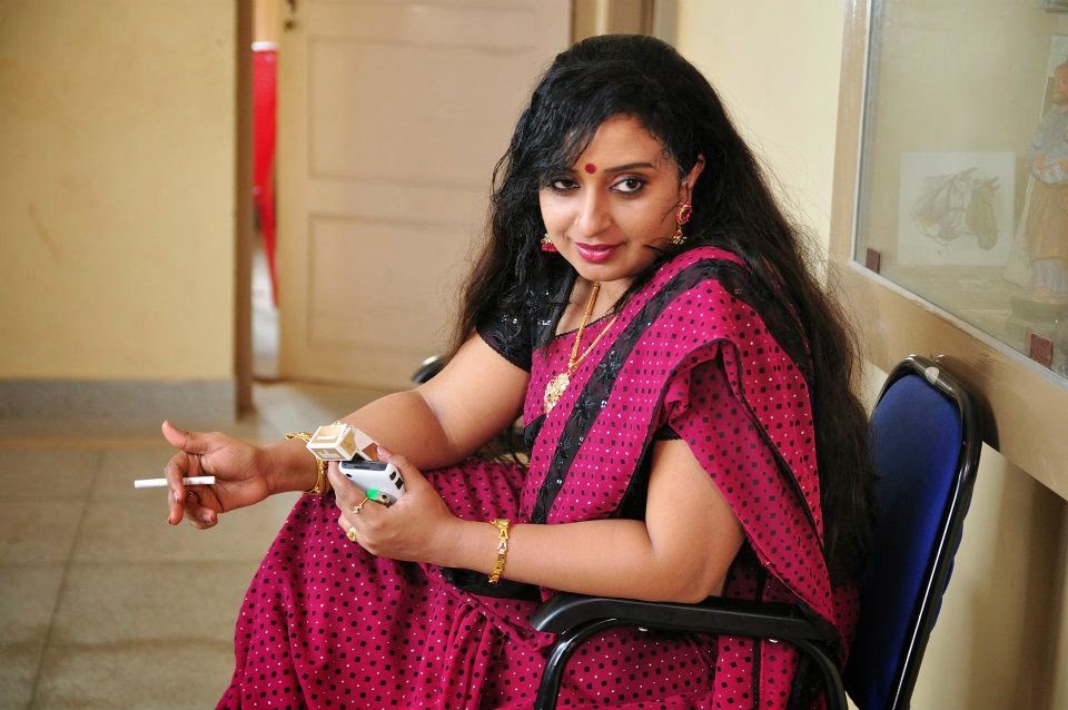 Hot Photos of Mallu Actress Sona Nair.