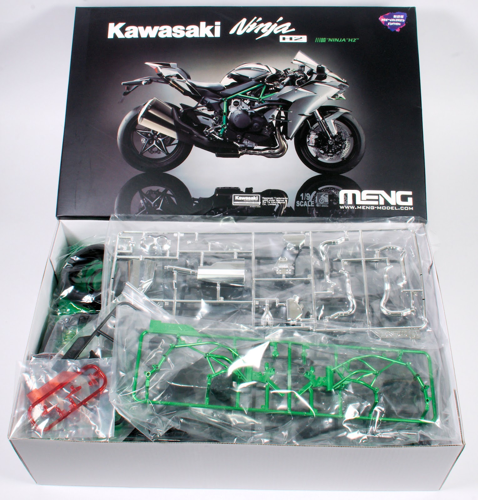 The Modelling News: In Boxed: Meng Model's th scale Kawasaki