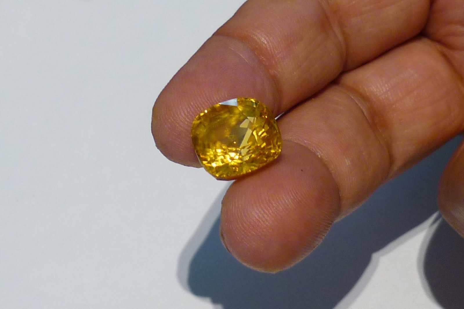 natural yellow sapphire natural yellow sapphire