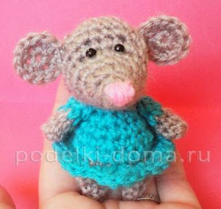 PATRON GRATIS RATA AMIGURUMI 42997