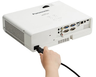 m%25C3%25A1y-chi%25E1%25BA%25BFu-panasonic-pt-lb423-t%25E1%25BA%25AFt-m%25C3%25A1y-nhanh.jpg