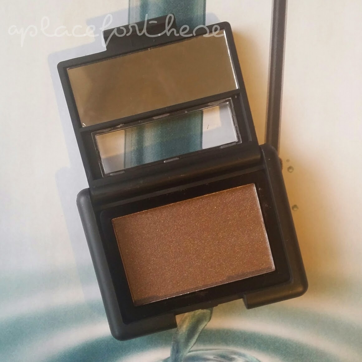 A Place For These elf Makeup Lock & Seal, Eyebrow Kit, Cream Eyeliner