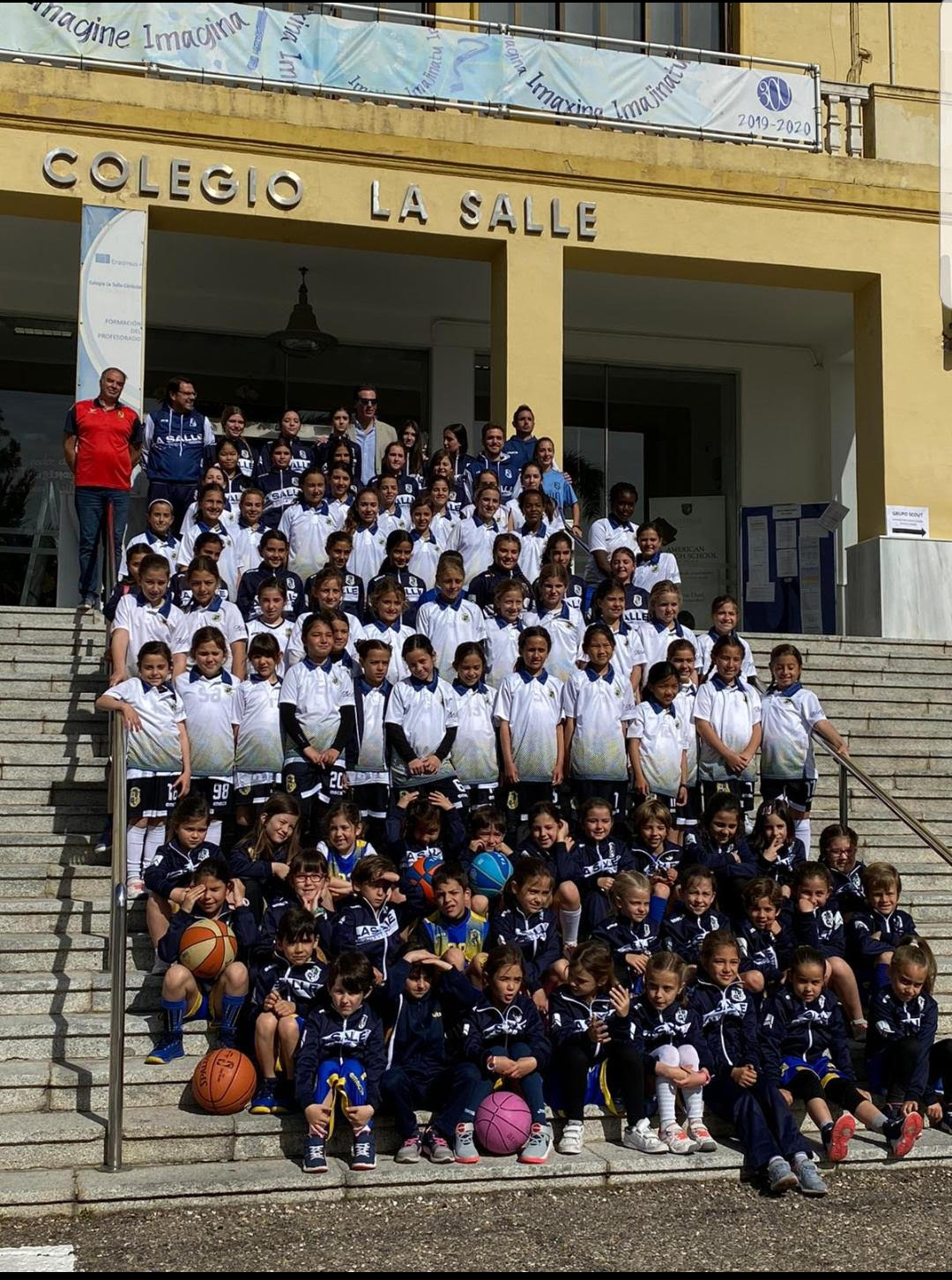 VIVE EL BASKET CON EDUARDO BURGOS Baloncesto La Salle realiza la VIVE EL BASKET CON EDUARDO BURGOS Baloncesto La Salle realiza la
