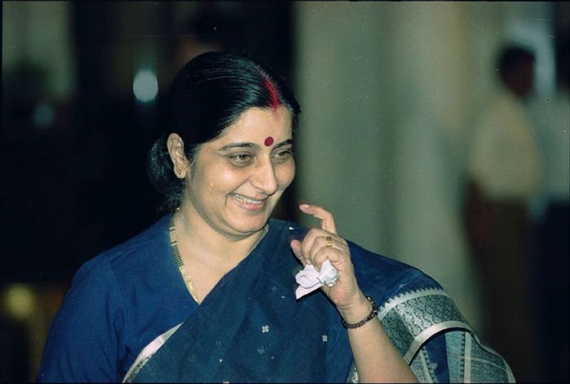 Sushma Swaraj, Sushma Swaraj in marathi, Sushma Swaraj kisse, Chief Minister of Delhi, Delhi CM Sushma Swaraj, सुषमा स्वराज किस्से, दिल्लीच्या मुख्यमंत्री सुषमा स्वराज, onion crisis in delhi, onion crisis and suhsma swaraj, कांद्याचा तुटवडा, sushma swaraj stories in marathi, sushma swaraj information, sushma swaraj death