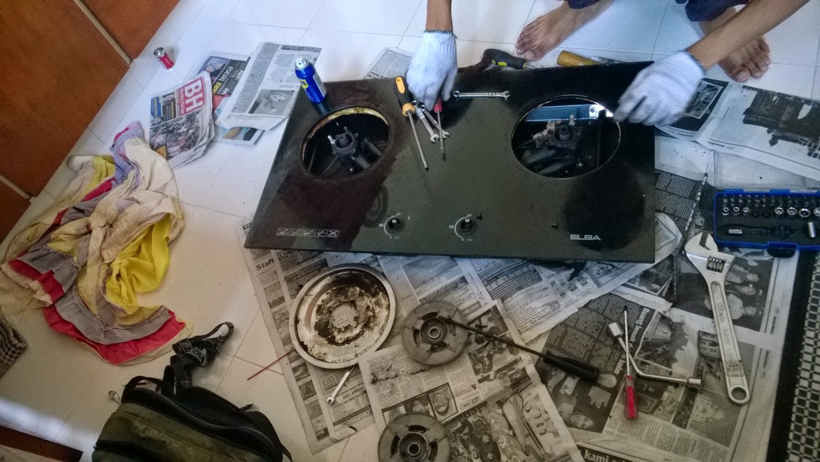 Sejuk Segar Nyaman Servis Dapur Gas K Ye La Dia Punya Butang Nyala Api Tu Dah Tak Berfungsi Terpaksa Guna Spark Lighter Untuk Menyalakan Apinye Mulanya Sebelah Je Yang Rosak Bila Dua2