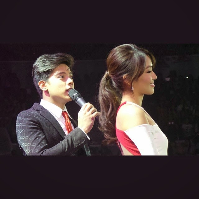 Teen King Daniel Padilla celebrates his 19th Birthday with his follow up concert to last year, the DOS concert. Of course the concert of the Teen King wouldn't be complete without his Teen Queen Kathryn Bernardo.