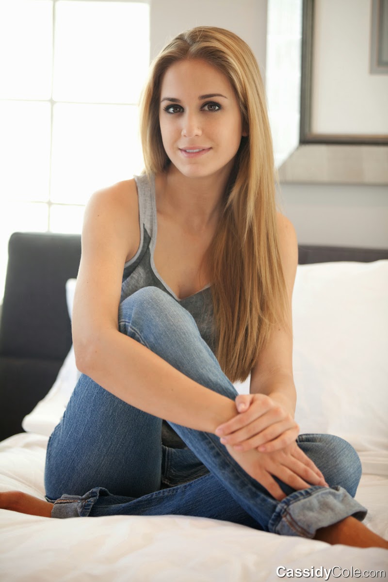 The Hollywood Erotic Babs Cassidy Cole In Blue Jeans