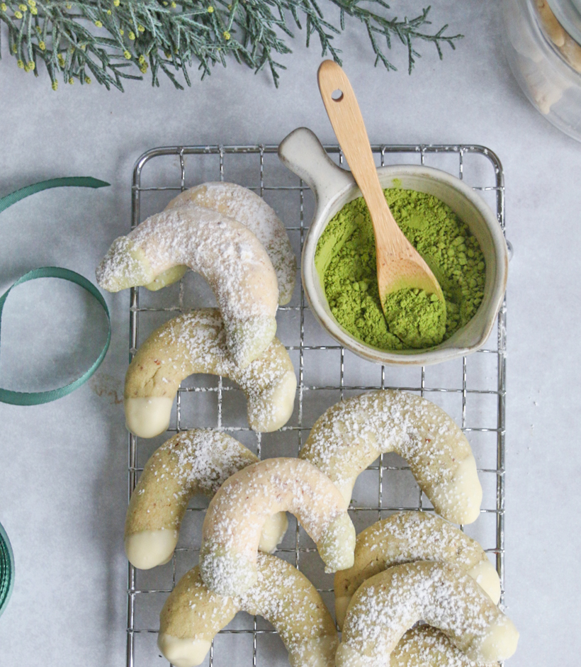 Vanille-Kipferl mit Matcha