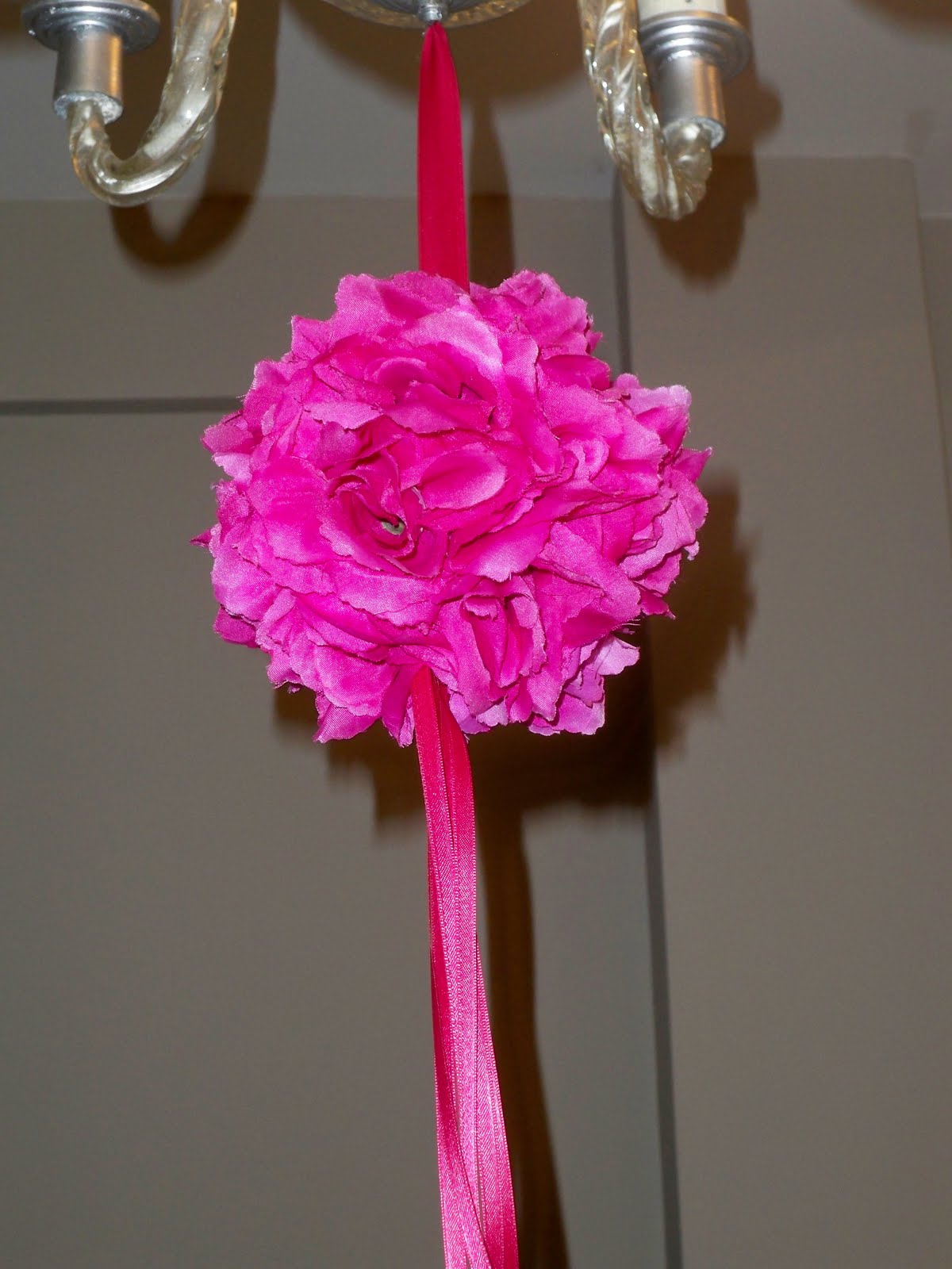 Qué bonito lo tuyo!: pompones de flores, para adornar centros de mesa