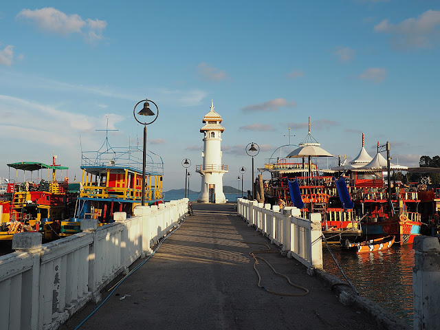 Таиланд, остров Чанг, пирс Банг Бао – маяк (Thailand, Chang island, Bang Bao pier – lighthouse)