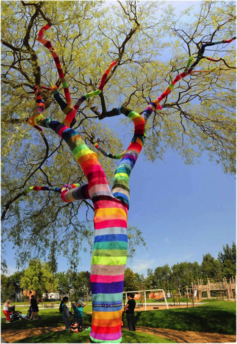 the red thread: Yarn Bombing at the New cloth Shop in Sydney