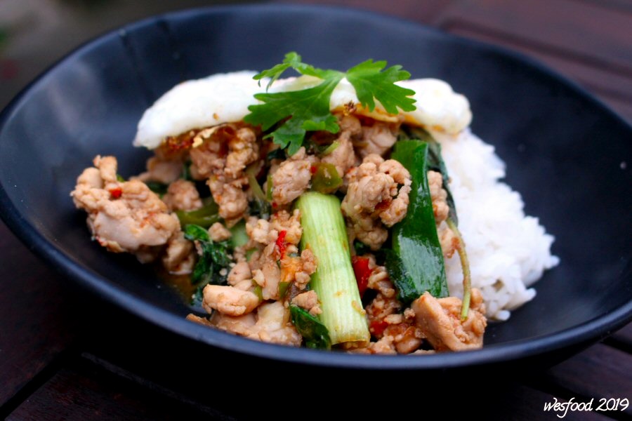 WesFood - Herr Westerhausen kocht ...: Pad Kra Pao Gai - gebratenes ...