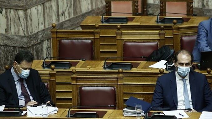 Κορονοϊός: Υποχρεωτική η χρήση μάσκας και στη Βουλή