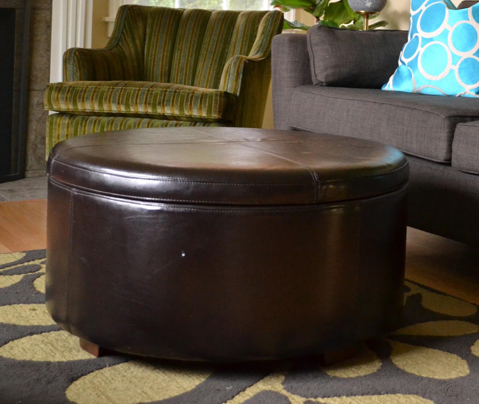 nicolebvintage Target Ottoman MakeOver