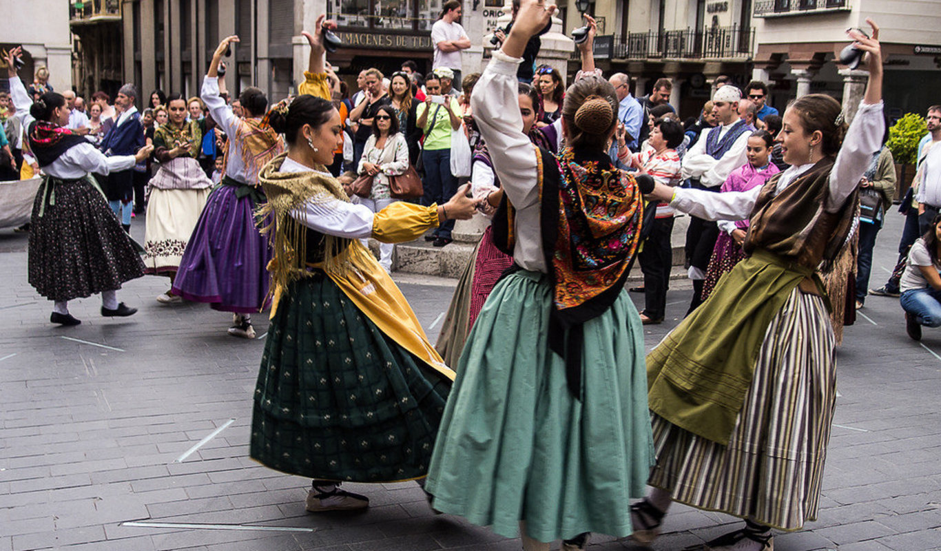 Особенности населения испании. Испанцы культура. Традиции Испании. Испанские традиции. Жители Испании.