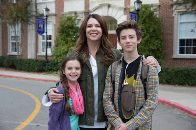 Lauren Graham, Griffin Gluck and Alexa Nisenson in Middle School: The Worst Years of My Life