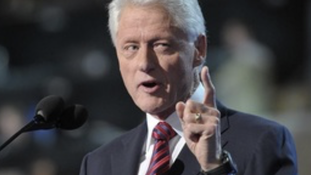  Bill Clinton issues statement on Epstein charges
