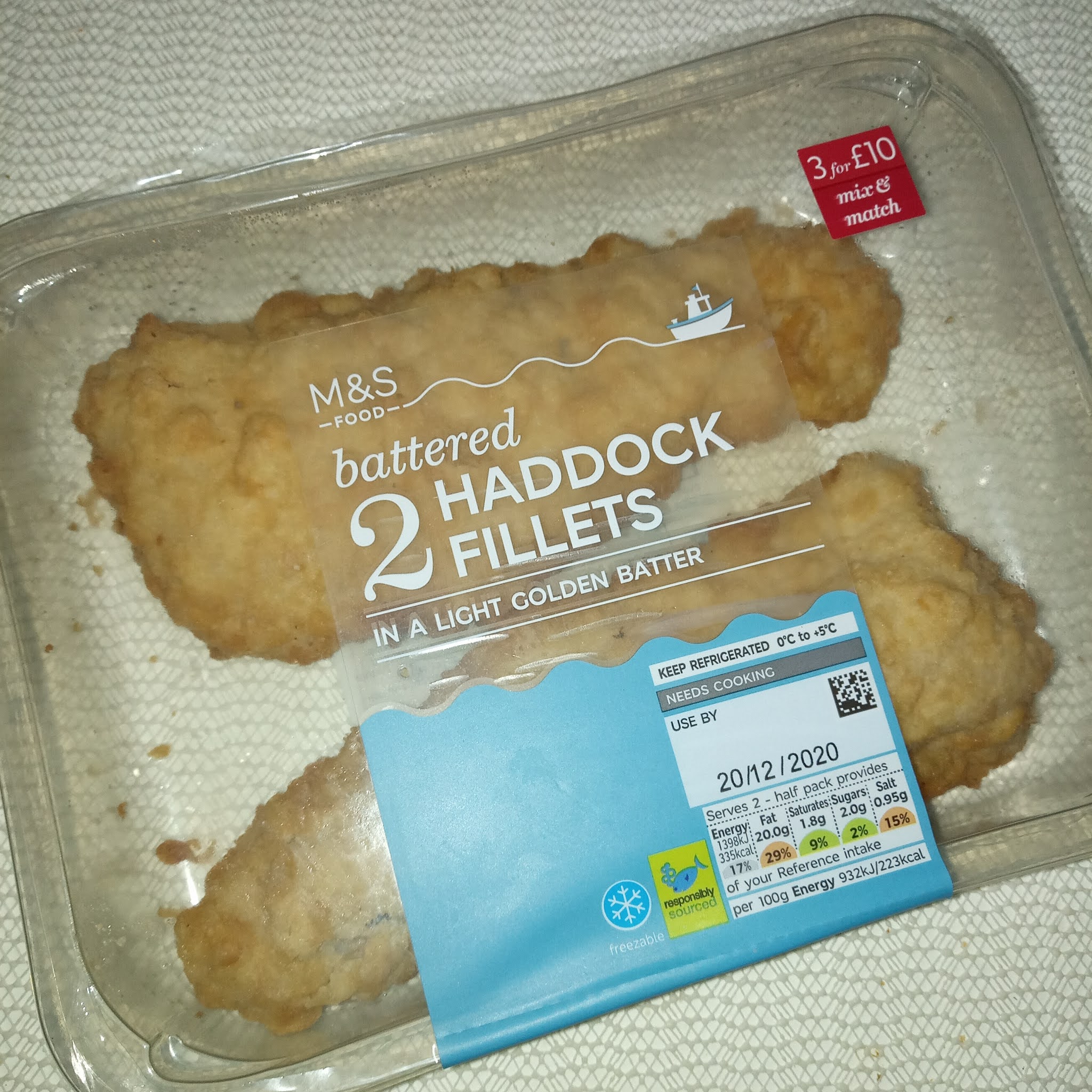 Supersupergirl's Food Reviews [Review] M&S Marks and Spencers battered