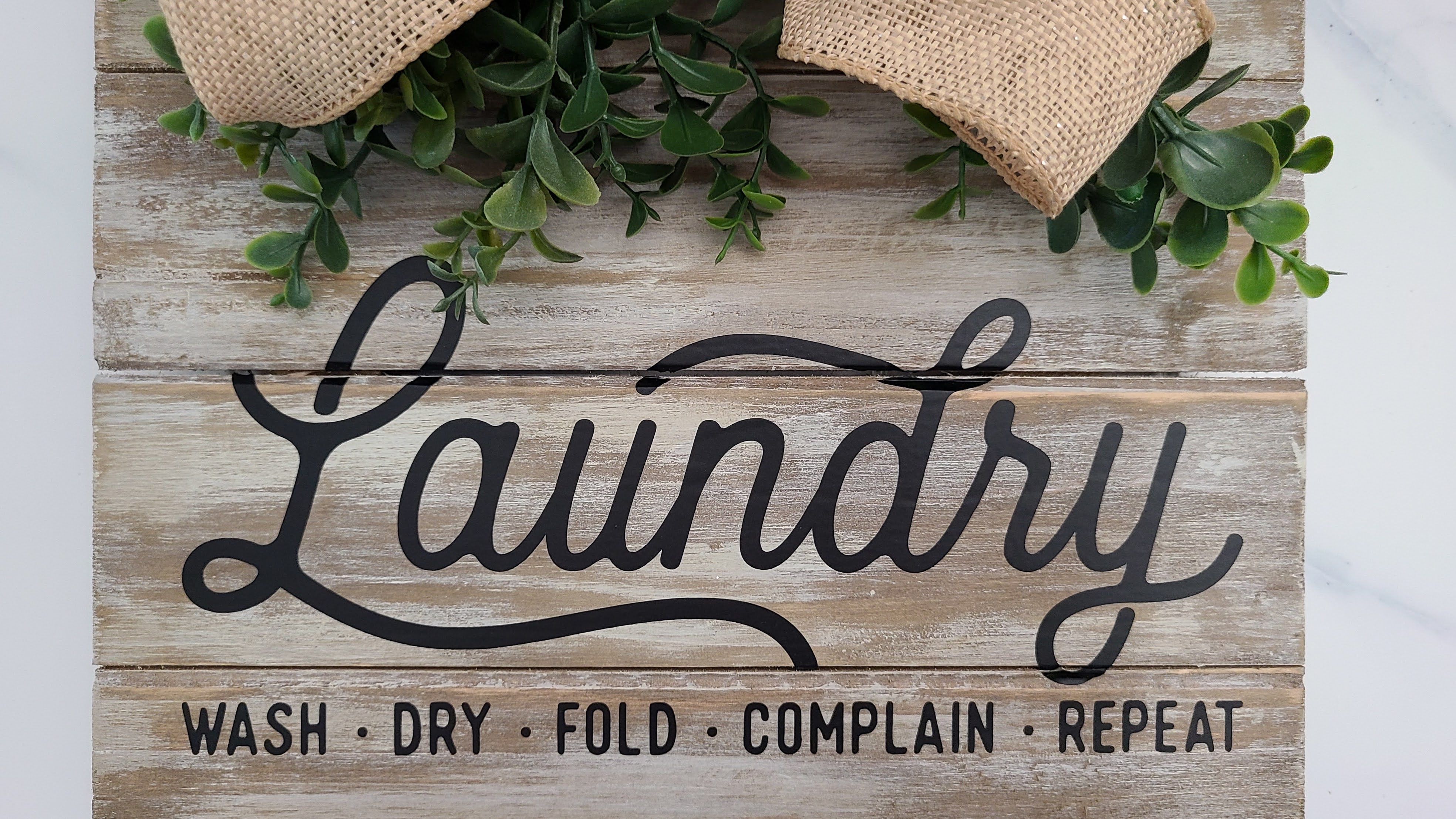 How to Apply Vinyl to Wood Signs With Slats Silhouette School