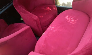 service sofa bandung