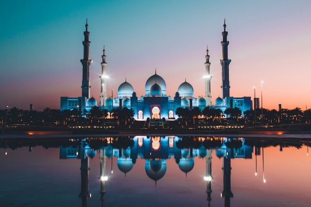 Masjid Photo by David Rodrigo on Unsplash