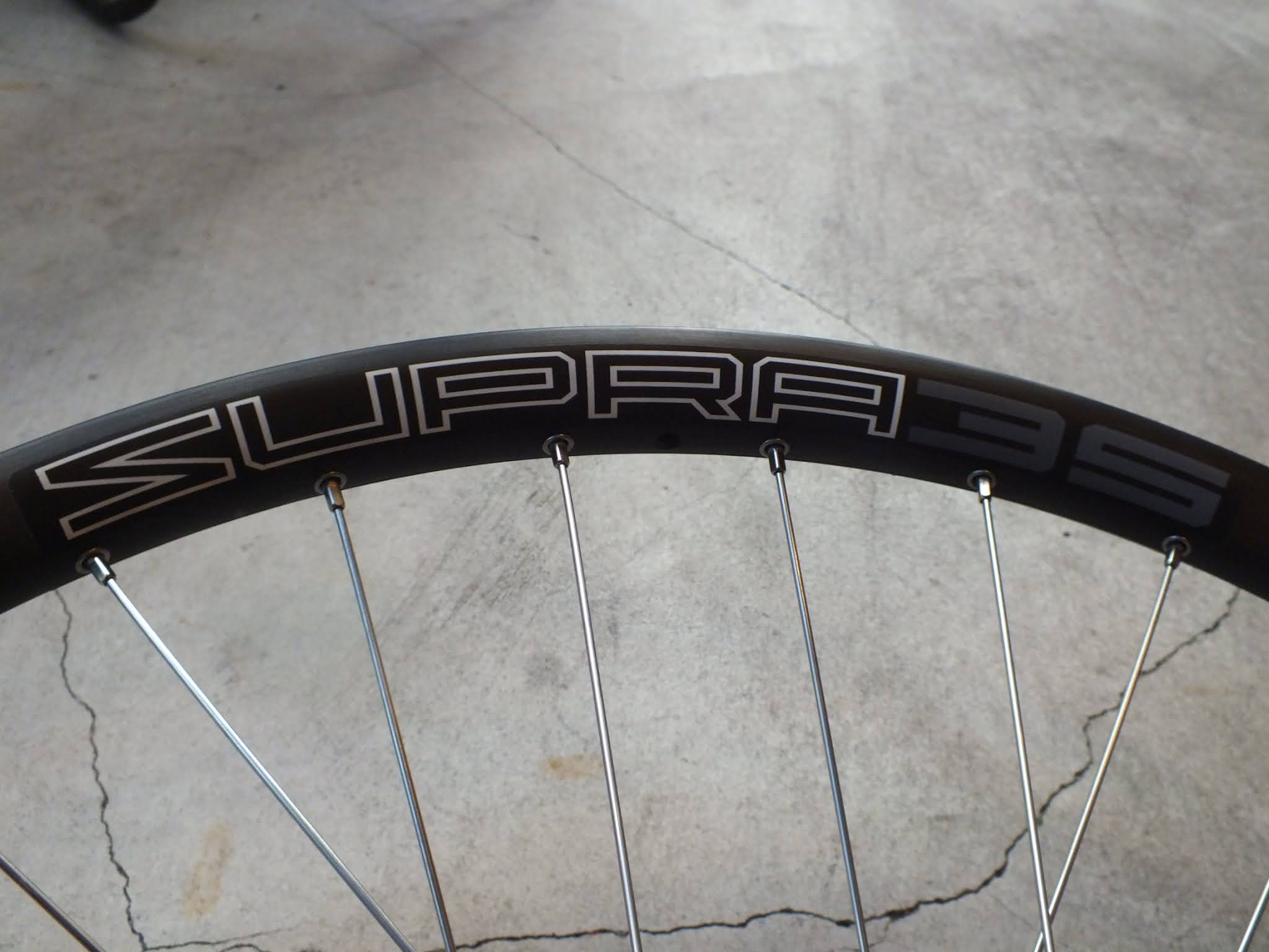 人気のファッションブランド！ BMX リアホイール ナンカイハブ9Tコグ