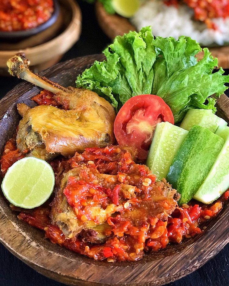 Resep Ayam Panggang dengan Saus Pedas