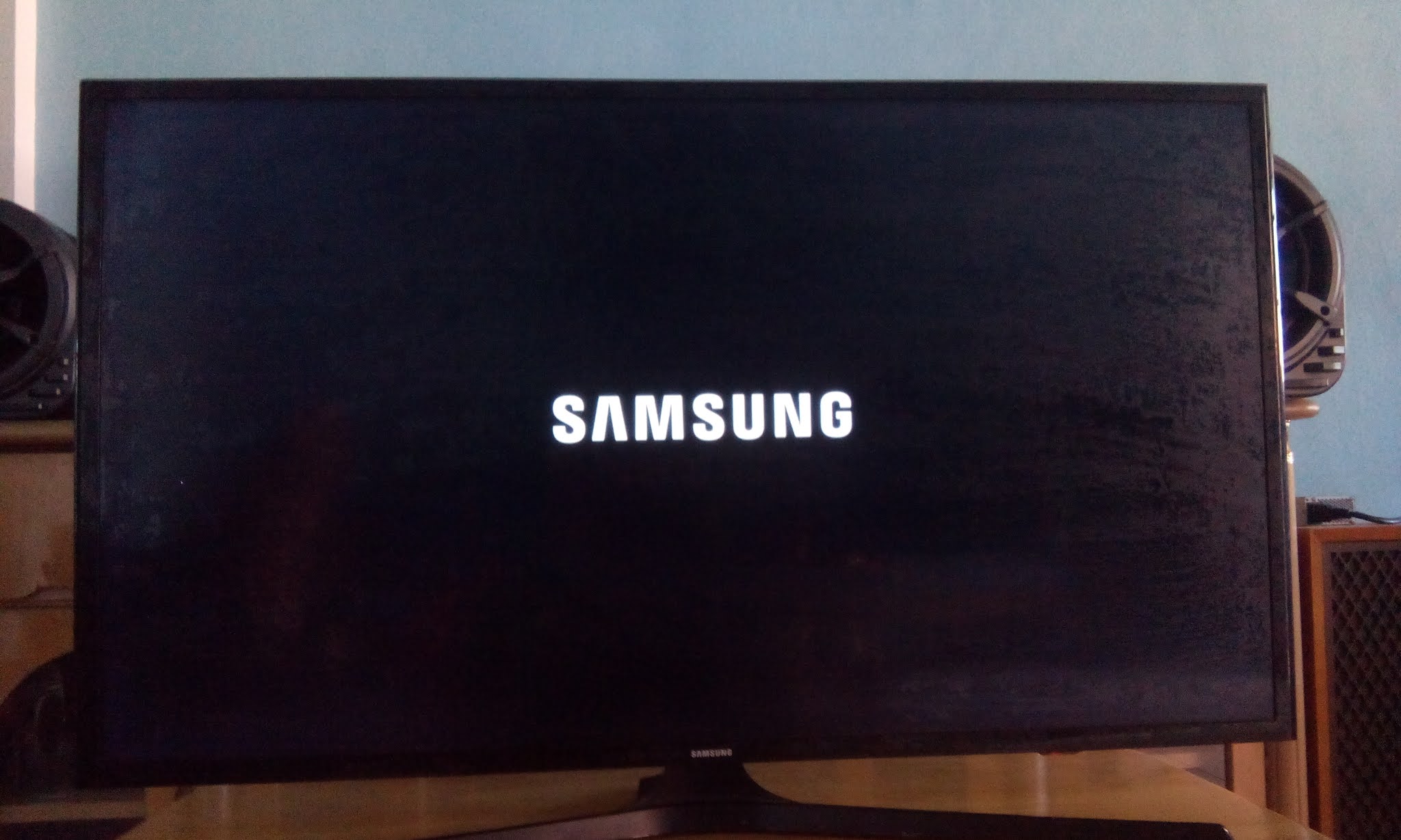 Life Begins at Forty SAMSUNG UA40J5008AK LED TV repair