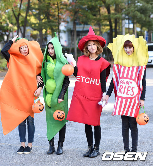 오늘자 멜로디데이 뮤뱅 출근길 할로윈 코스튬.jpg | 인스티즈