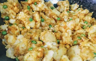 Potato green peas mixture for Samosa recipe