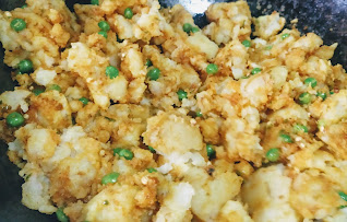 Potato green peas mixture for Samosa recipe