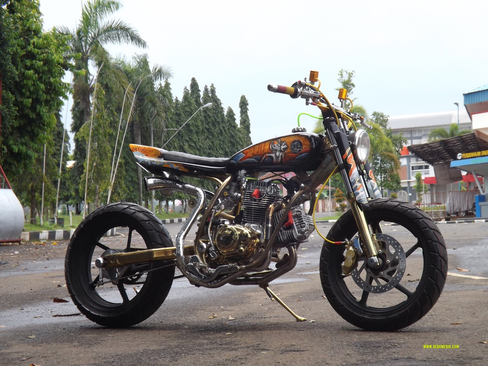 Modifikasi Motor Honda GL Max Vtwin DERUMESIN MAGAZINE