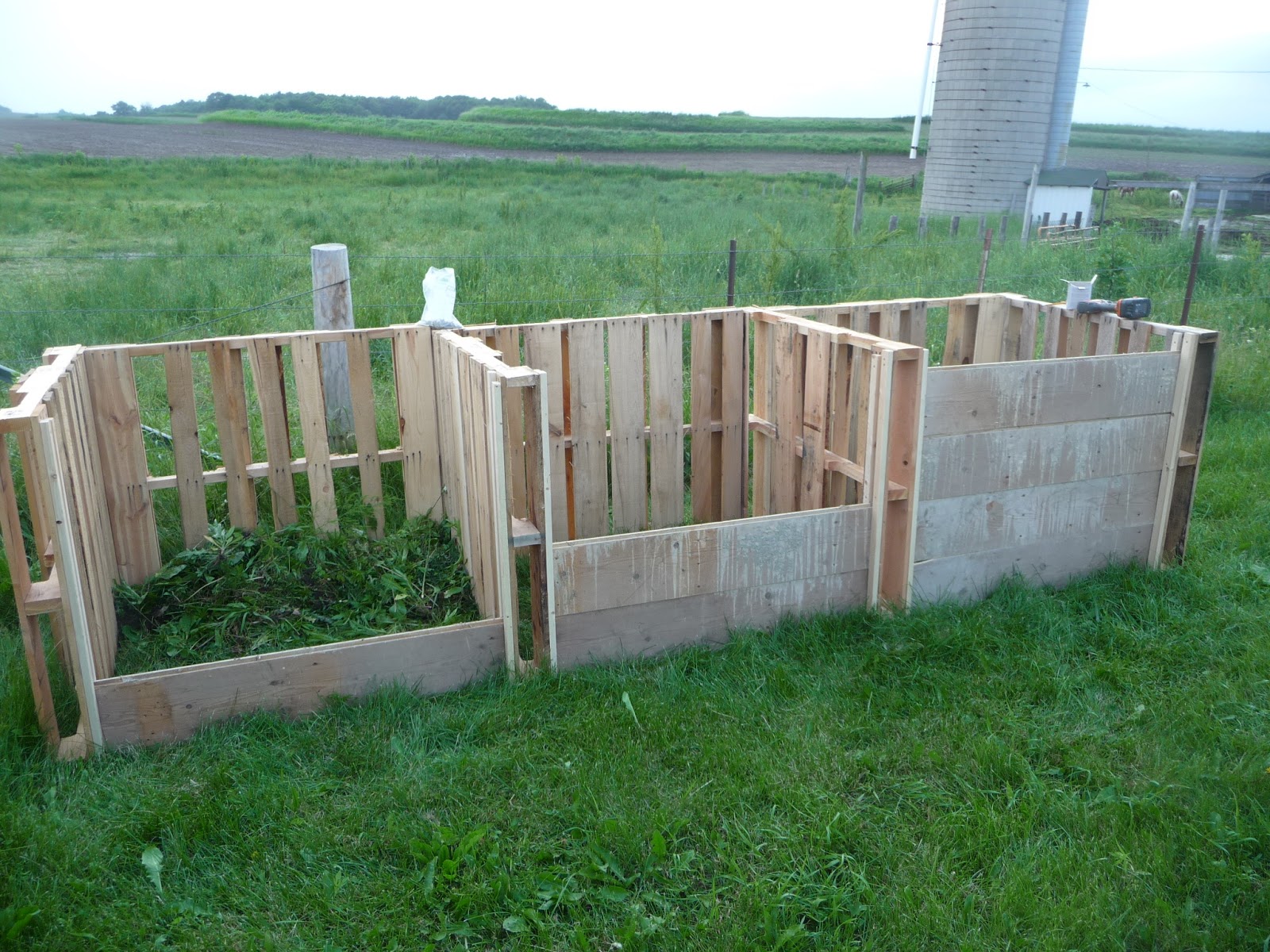 Our Acreage Adventure: Compost Wrap-Up