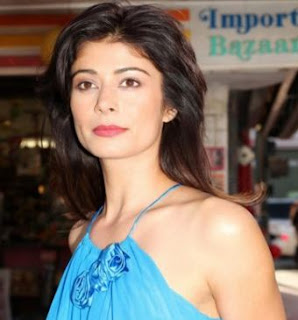 Pooja Batra Family Husband Son Daughter Father Mother Marriage Photos Biography Profile.