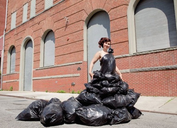 Reciclaje de bolsas plasticas vestido