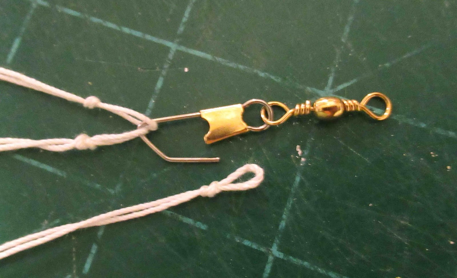 Model Rocket Building Ed Mitton Snap Swivel Connection TIP