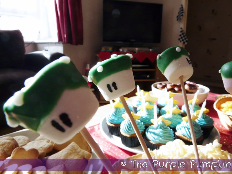 Super Mushroom & 1Up Mushroom Marshmallow Pops