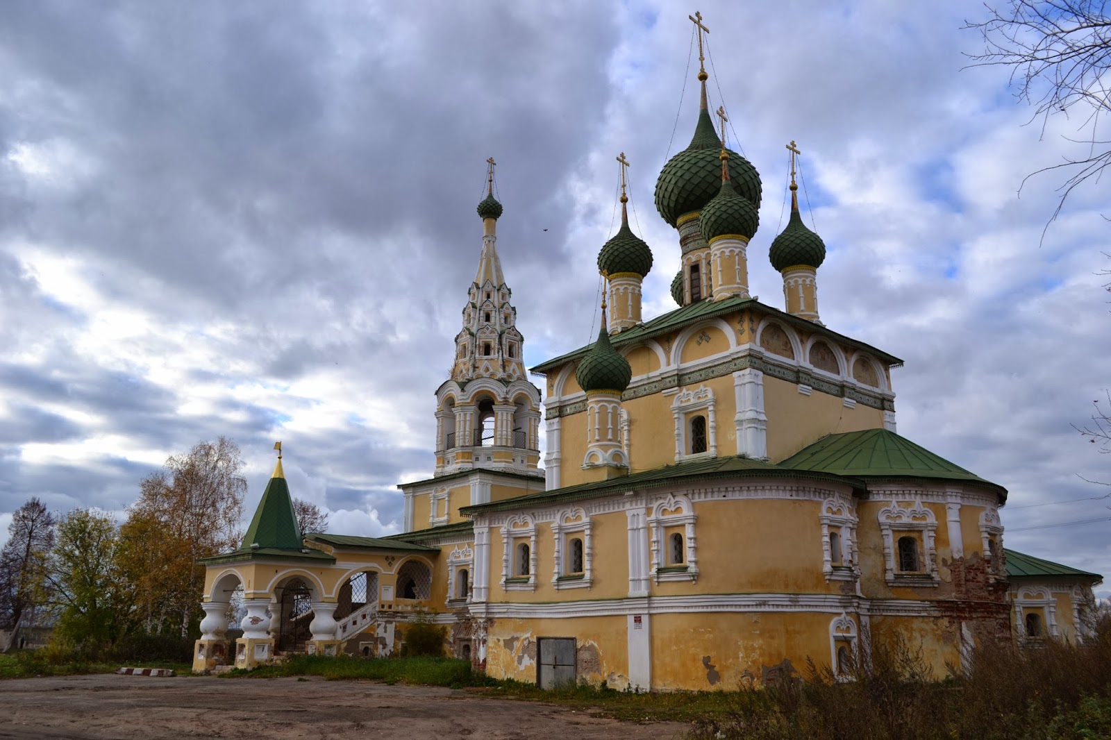Церковь Иоанна Предтечи в Угличе