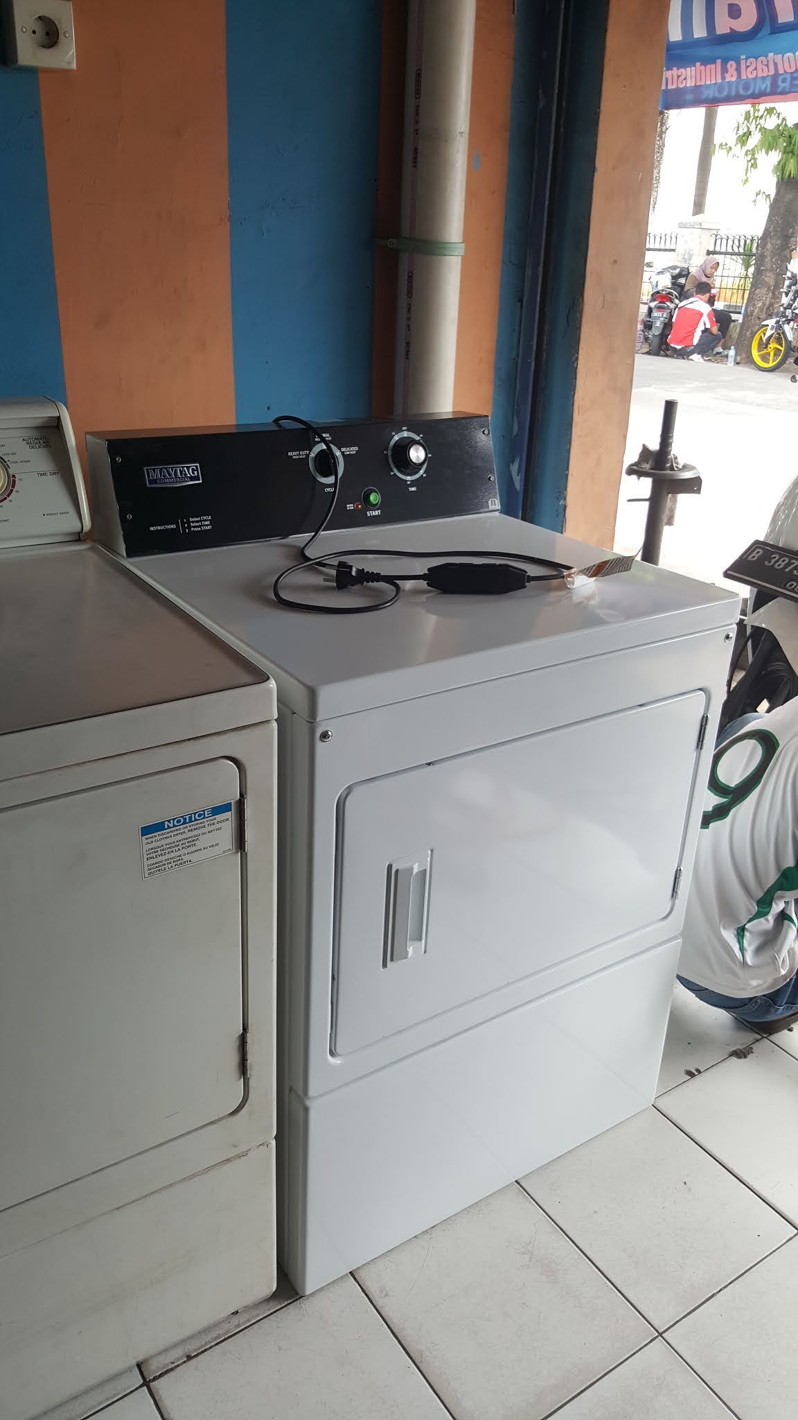 Penjualan Dryer Maytag di Lokasi Laundry Jakarta Selatan By Dunia Mesin