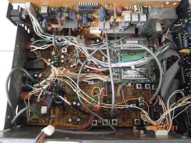 Sinar Agung ( Y C 2 V D I ): HF YAESU FT 80 C - BAGUS ( TERJUAL JKT )