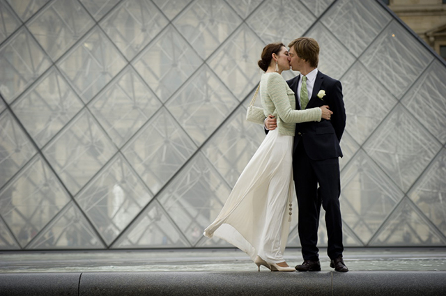 A Parisian honeymoon shoot by WeddingLight