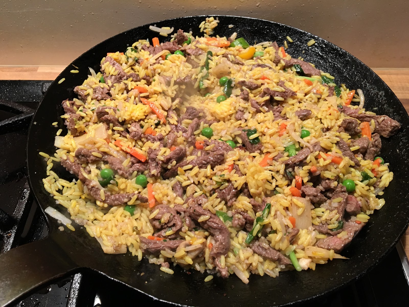 Das Auge isst mit!: 6. Dezember 2016: Rindfleisch-Reis-Pfanne