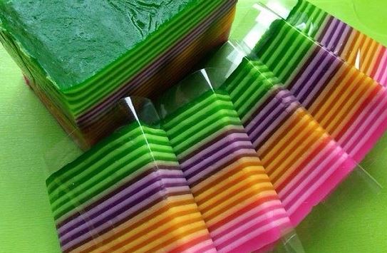 Resep Cara Membuat Kue Lapis Warnawarni Halus dan Kenyal