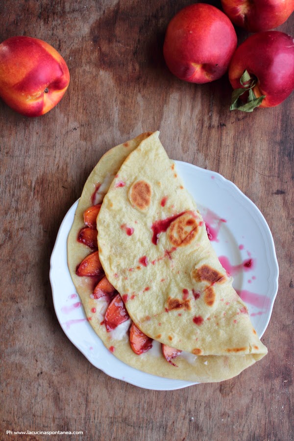 piadina pesche e lambrusco