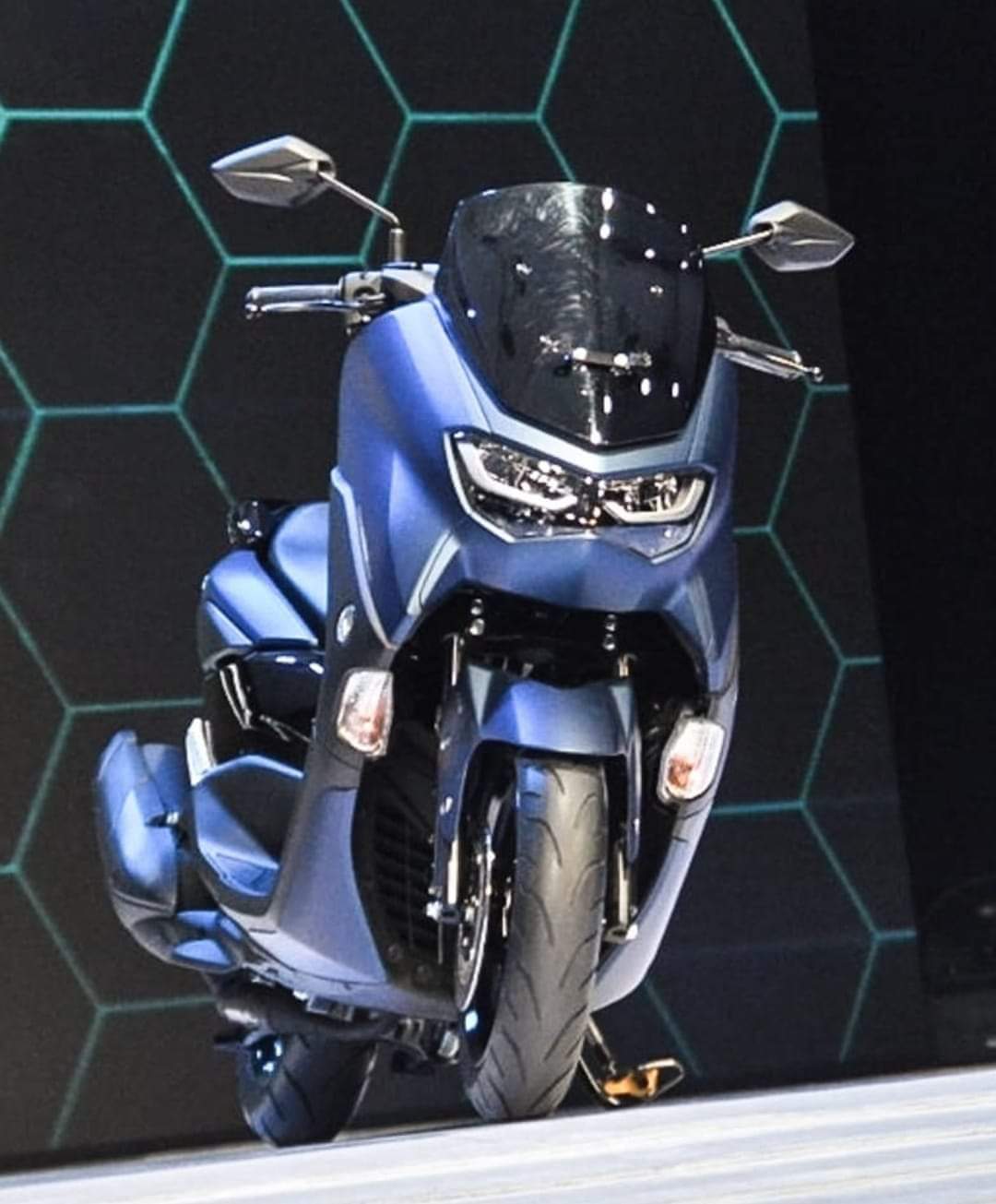 Koleksi Gambar Modifikasi Yamaha Nmax Warna Hitam 2020 | Otosarjana