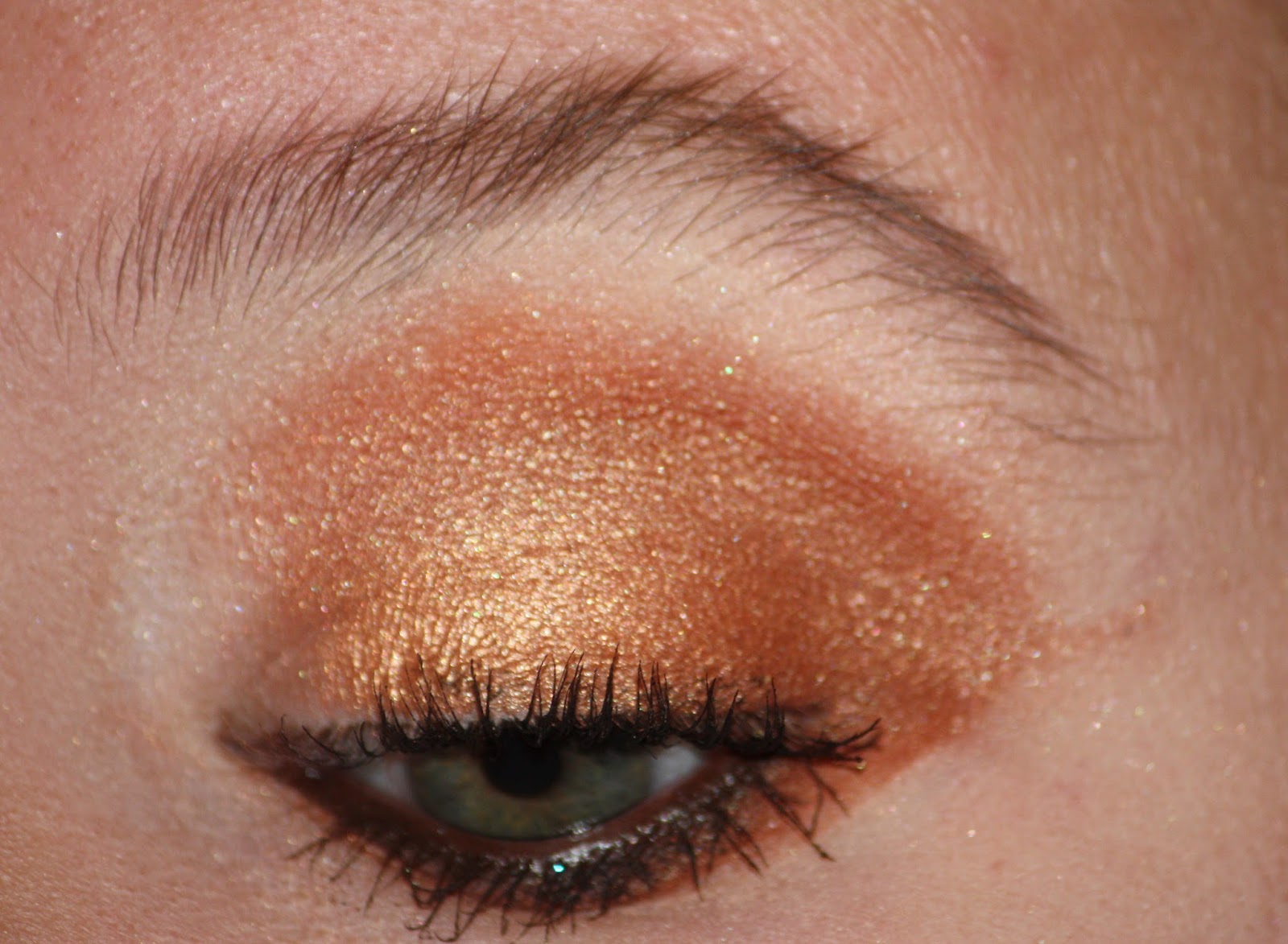 Die Zauberin Zebulon Copper Eye MakeUp using Bellapierre 12 Color Pro