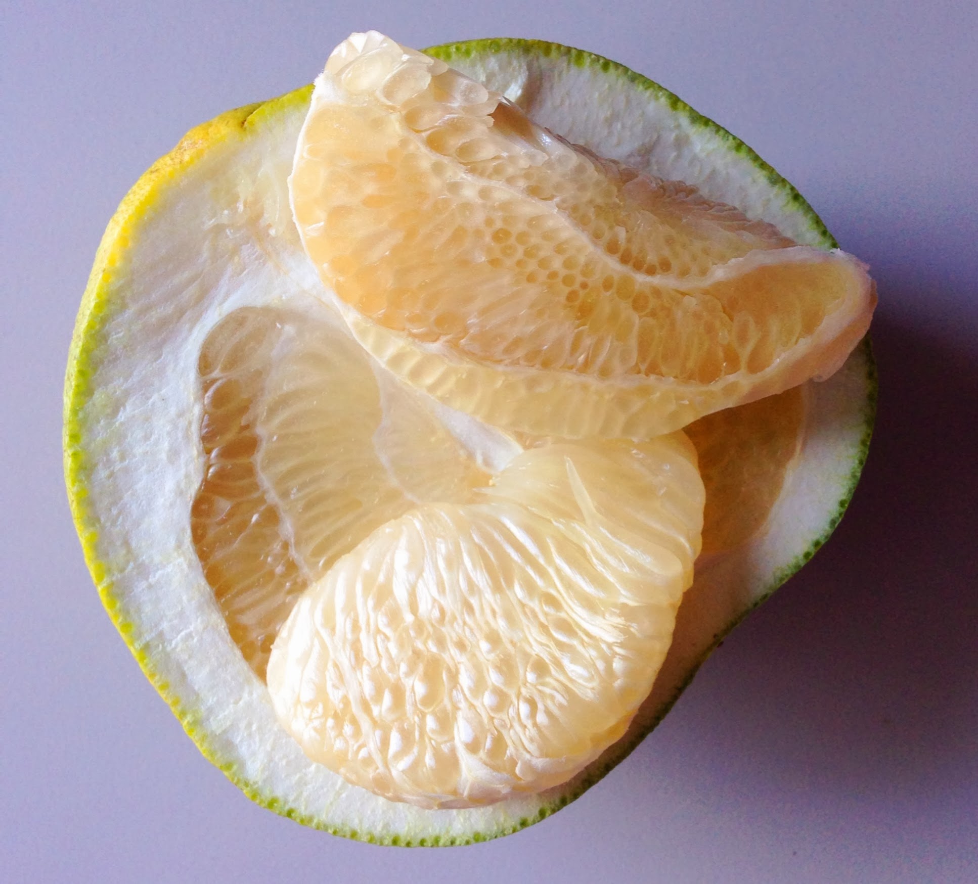 сообщение про апельсин. он почти как апельсин с толстой. помело помпельмус. лимоны с тонкой кожицей. мандариновые корки.